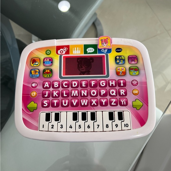 Fisher-Price Laugh & Learn and VTECH Piano Alphabet Tablets - Picture 4 of 7